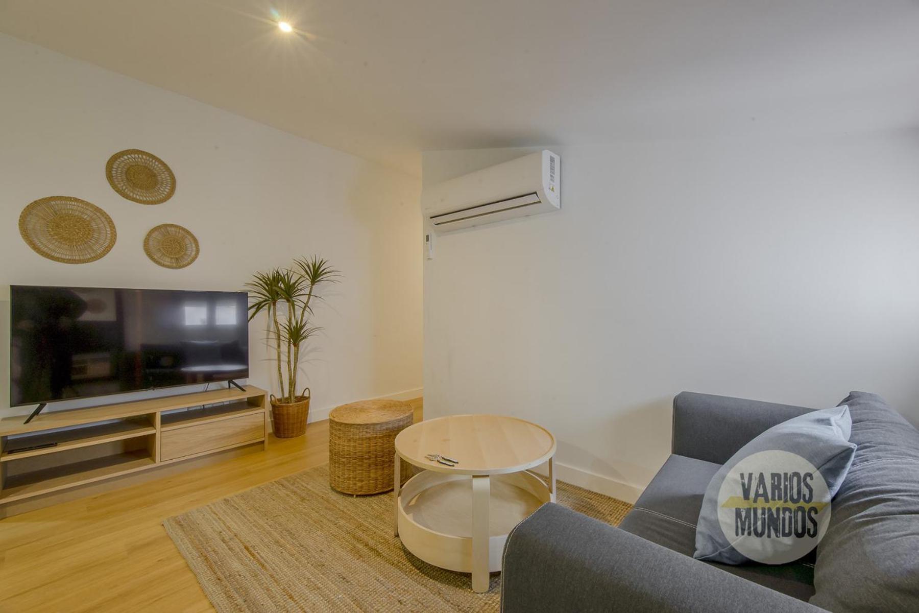 Oasis Para 3 En Sol, Descubre Concepcion Jeronima Madrid Kültér fotó