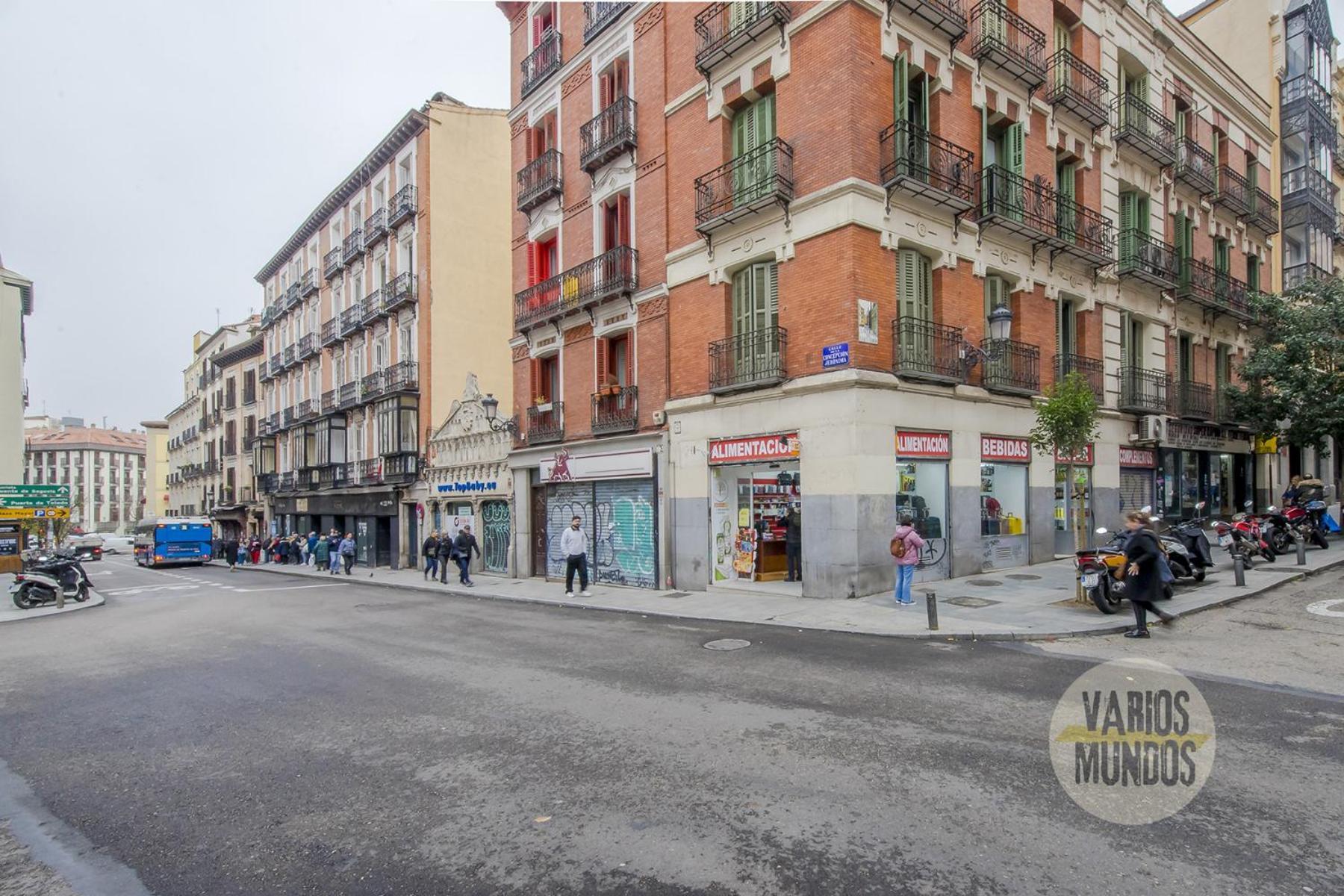 Oasis Para 3 En Sol, Descubre Concepcion Jeronima Madrid Kültér fotó